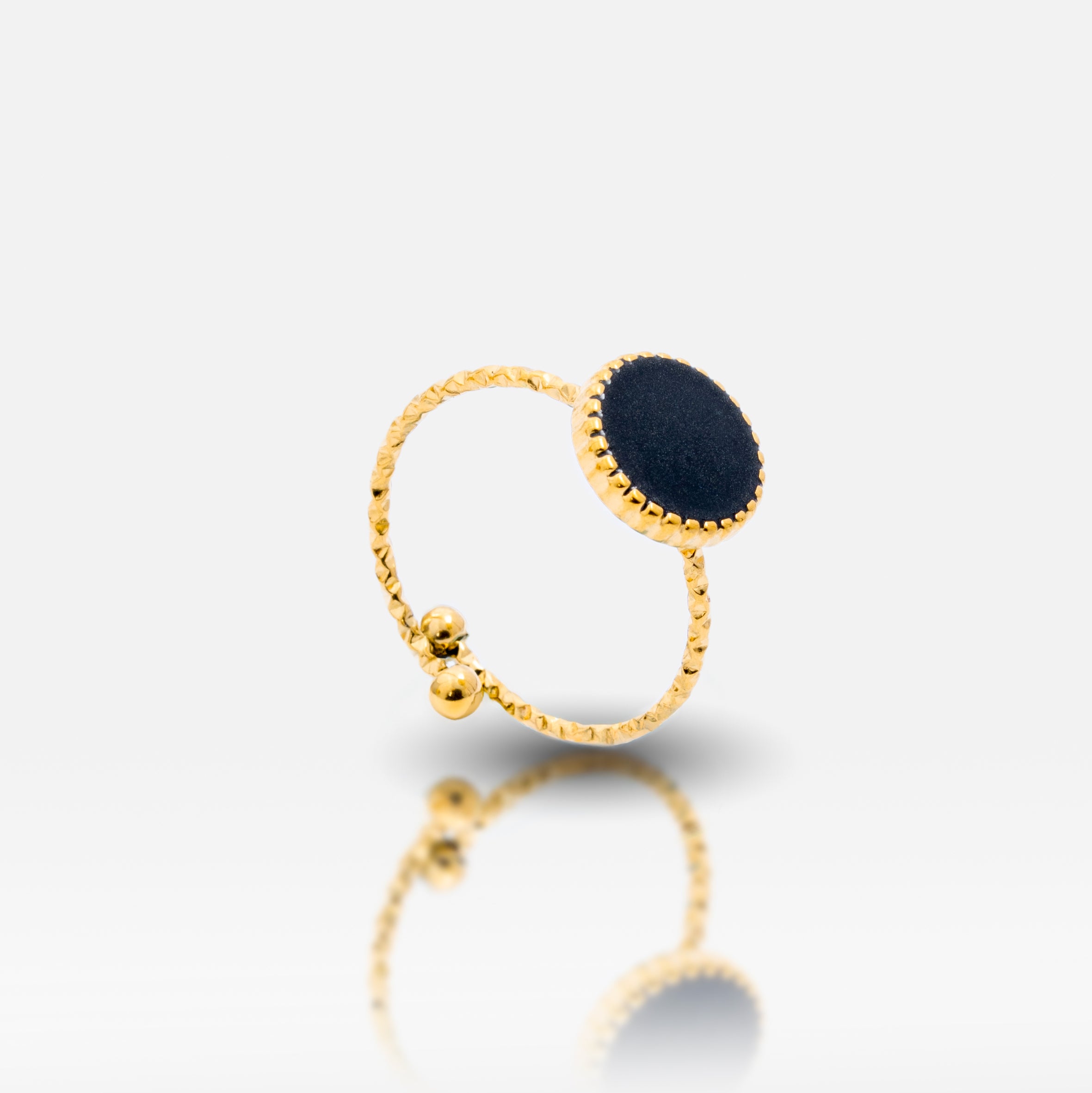  Waterproof tarnish free statement ring
