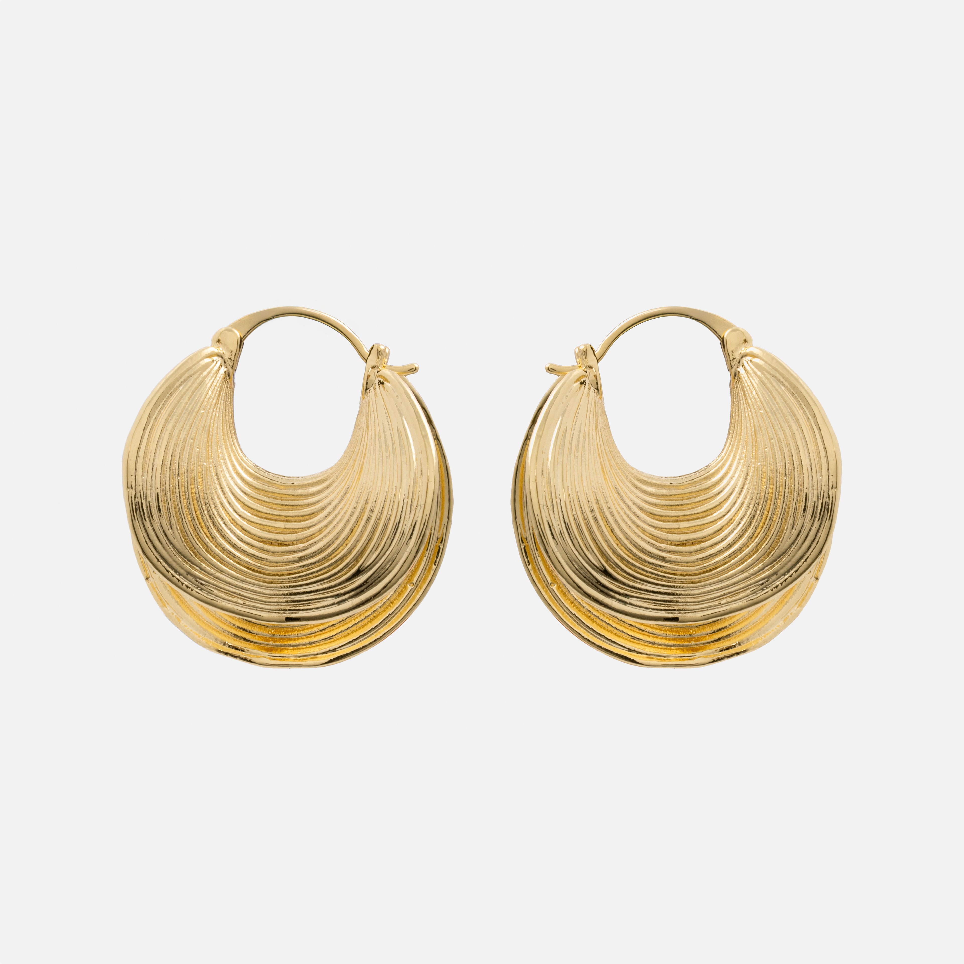 Waterproof tarnish free statement earrings
